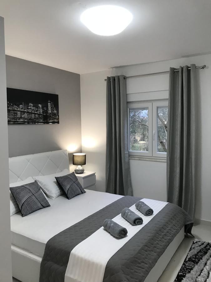 Luxury Apartments Bralic Bibinje Kültér fotó