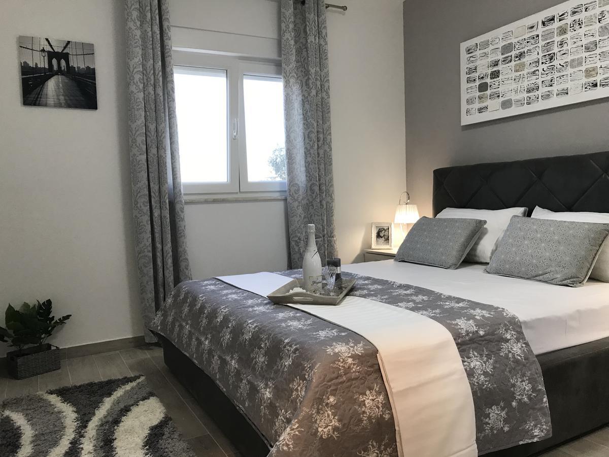 Luxury Apartments Bralic Bibinje Kültér fotó