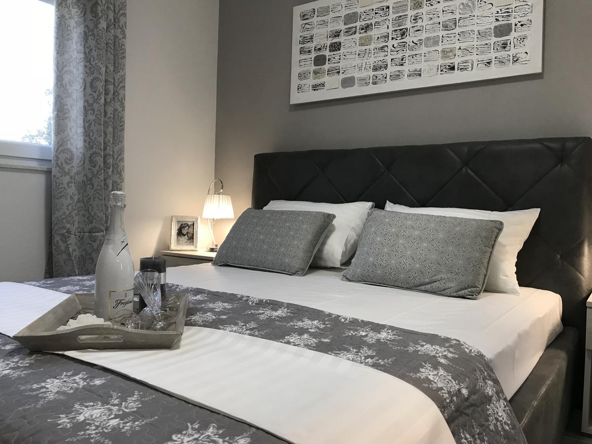Luxury Apartments Bralic Bibinje Kültér fotó