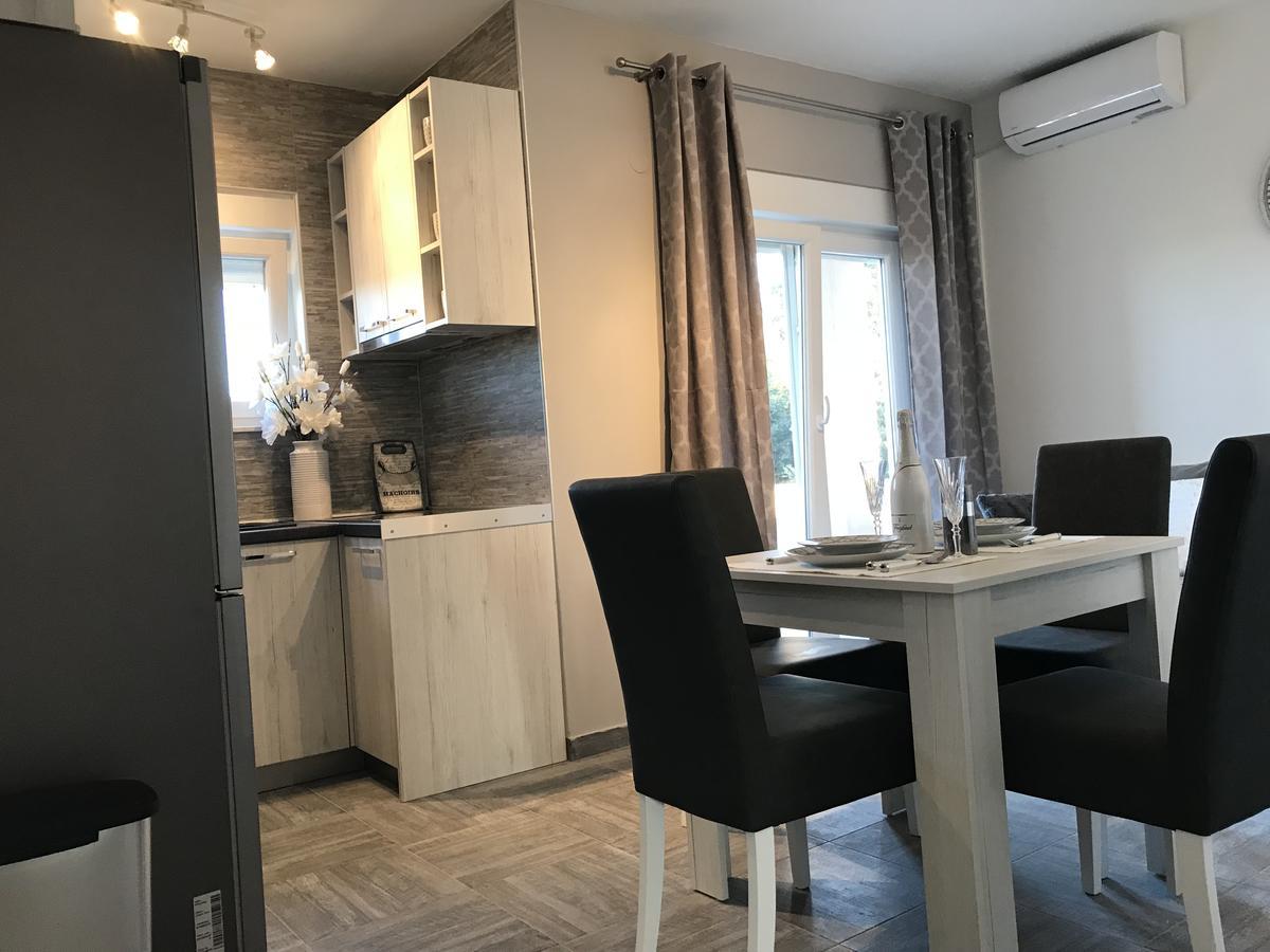 Luxury Apartments Bralic Bibinje Kültér fotó