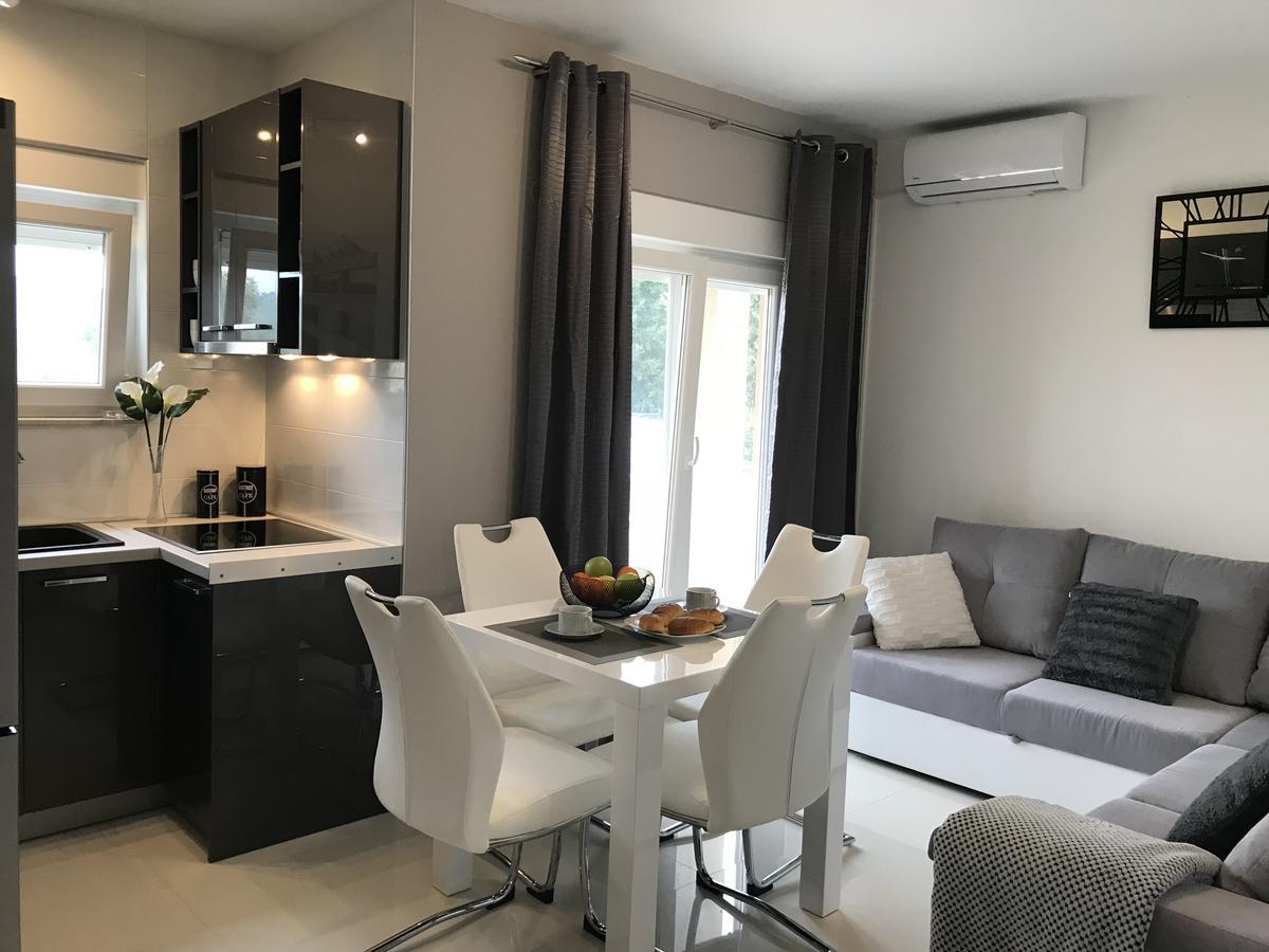 Luxury Apartments Bralic Bibinje Szoba fotó