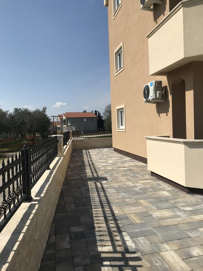 Luxury Apartments Bralic Bibinje Kültér fotó