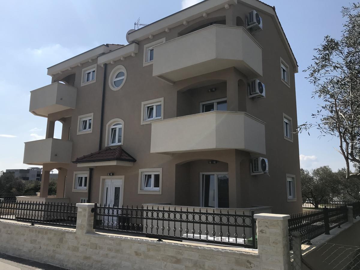 Luxury Apartments Bralic Bibinje Kültér fotó